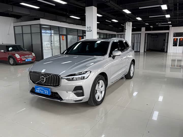 2021 Volvo XC60 2022 B5 AWD Luxury Edition