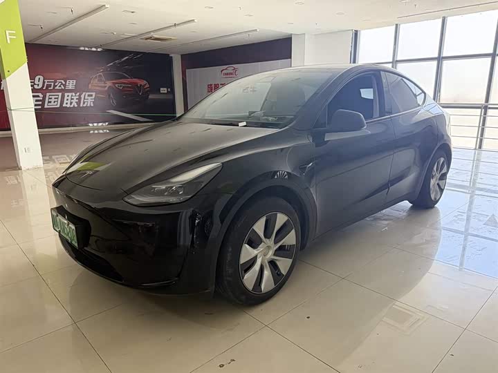 2023 Model Y 2022 Refresh RWD