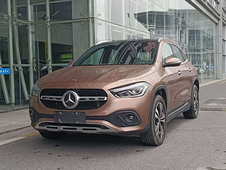 2023 Mercedes-Benz GLA 2022 GLA 220