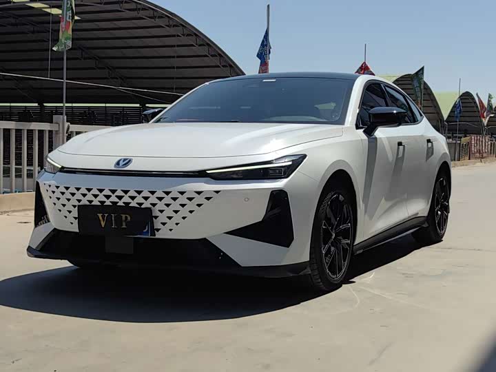 UNI-V 2024 Model 1.5T Premium Version