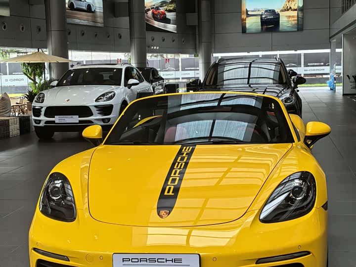 2022 Porsche 718 2022 Boxster 2.0T