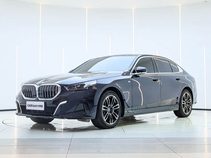 BMW 5 Series 2025 530Li Leading M Sports Package