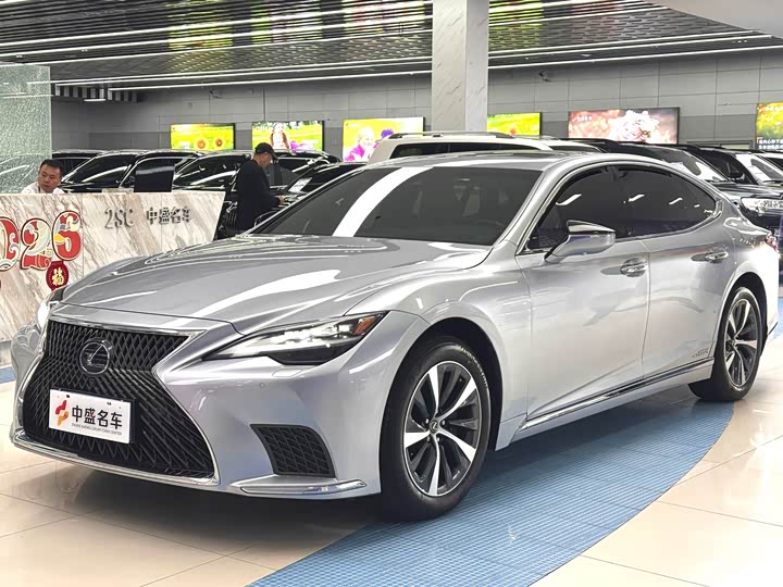2023 Lexus LS 2023 500h Excellence Edition
