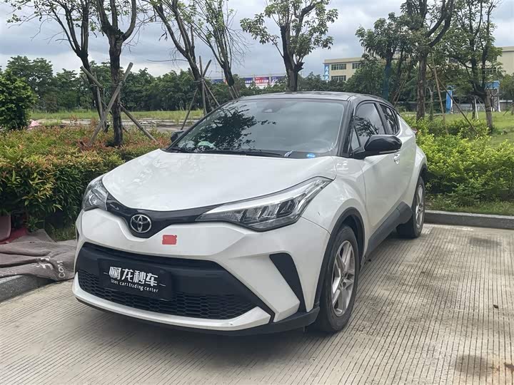 2022 Toyota C-HR 2022 2.0L Leading Edition
