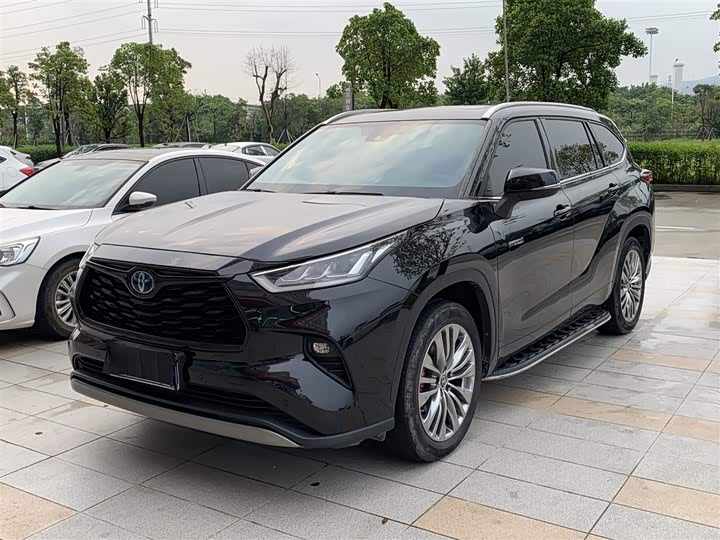 2022 Highlander 2022 dual engine 2.5L four-wheel drive premium version 7 seats