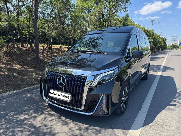 Vito 2023 2.0T Business Edition 7 seats