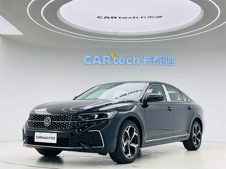 2026 Passat 2026 Outstanding Model 330TSI Starry Sky Elite Edition