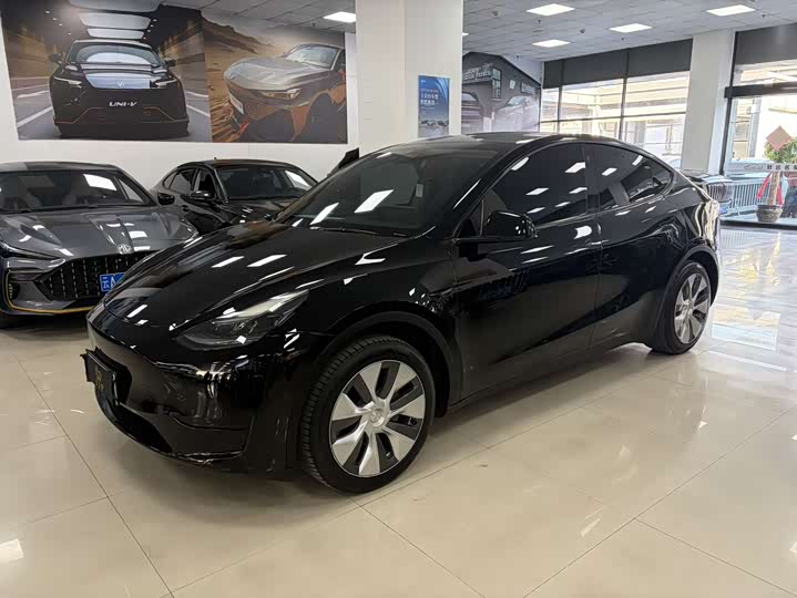 2023 Model Y 2022 rear-wheel drive version