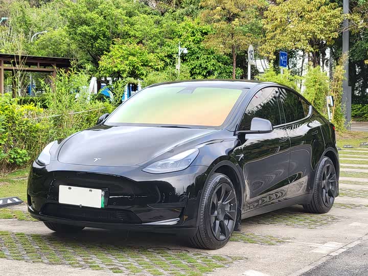 2023 Model Y 2022 Refresh RWD