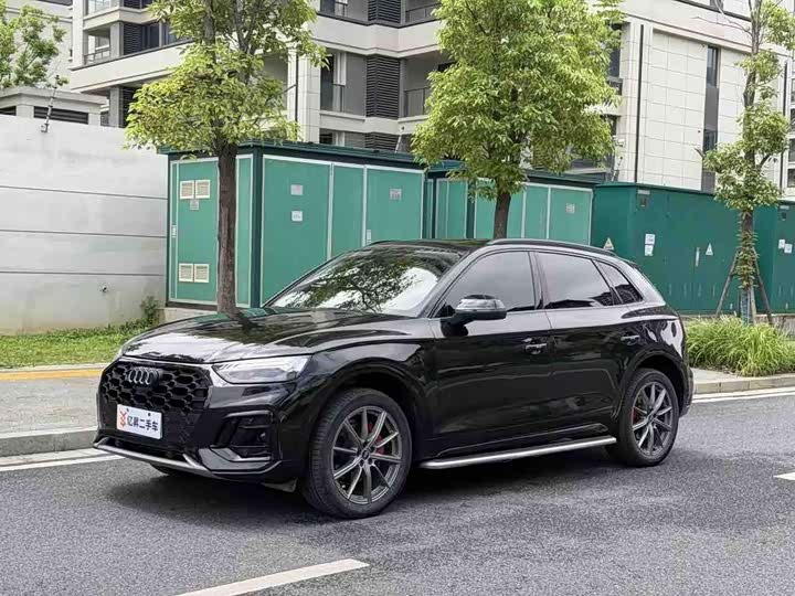 2022 Audi Q5L 2022 45T Premium Dynamic Model