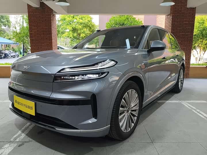Ledo L90 2025 Pro six-seater version