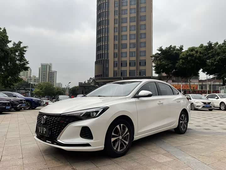 Eado 2021 PLUS Blue Whale NE 1.4T GDI DCT Premium