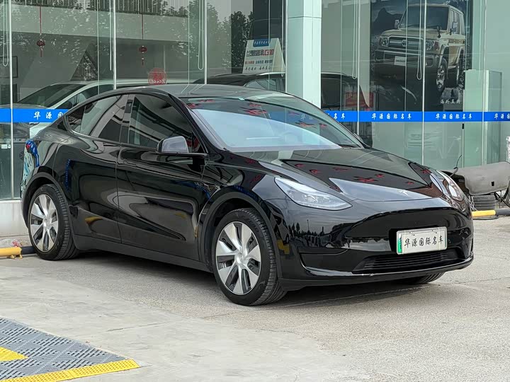 2023 Model Y 2022 Refresh RWD