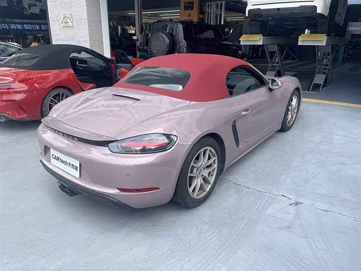 2023 Porsche 718 2022 Boxster 2.0T