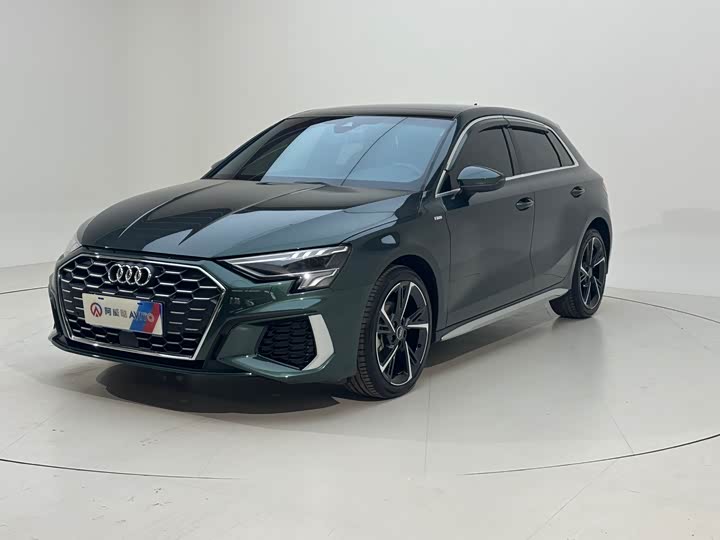 Audi A3 2023 Sportback 35 TFSI stylish and sporty