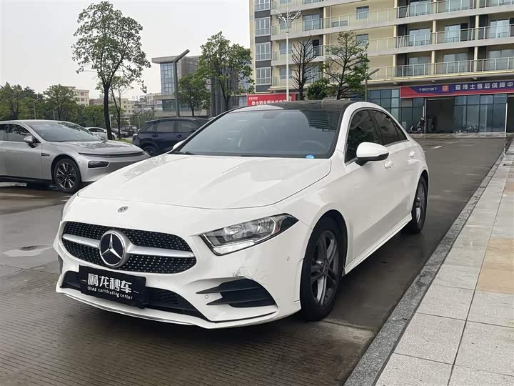 2021 Mercedes-Benz A-Class 2021 A 180 L Sports Sedan