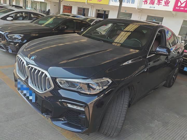 2021 BMW X6 2021 xDrive40i Exclusive M Sports Package