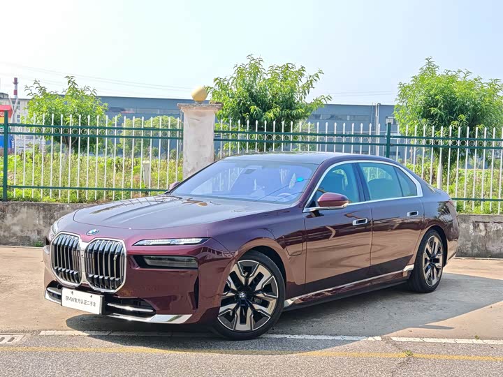 BMW i7 2023 xDrive60L Excellence