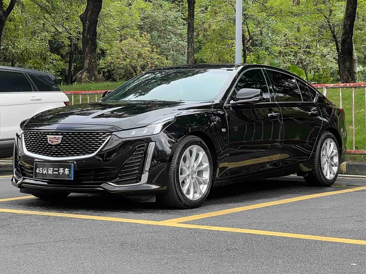 2021 Cadillac CT5 2021 28T luxury model