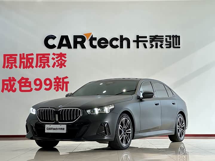 2025 BMW 5 Series 2025 525Li M Sports Package