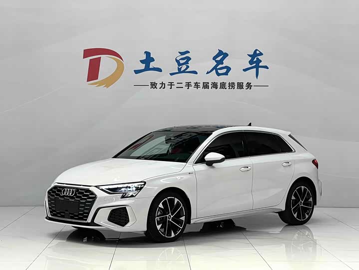 2023 Audi A3 2022 Sportback 35 TFSI stylish and sporty