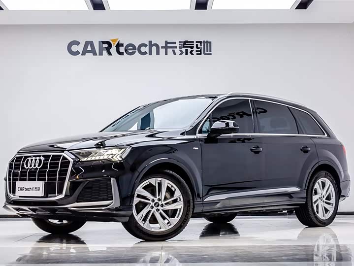 2023 Audi Q7 2023 45 TFSI quattro S line sports