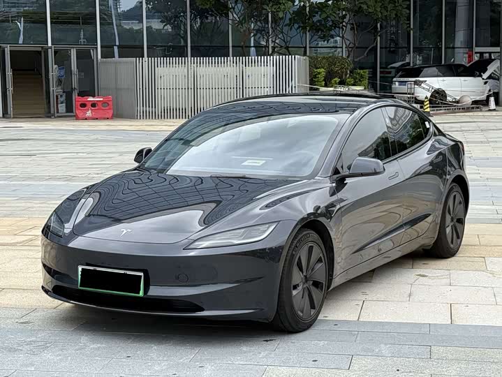 2024 Model 3 2023 model long range all-wheel drive version