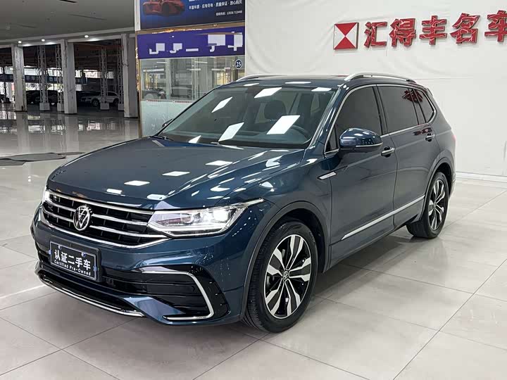 2022 Tiguan L 2022 330TSI automatic two-wheel drive R-Line version