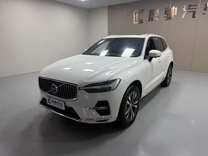 2022 Volvo XC60 2023 model B5 four-wheel drive Zhiyi luxury version