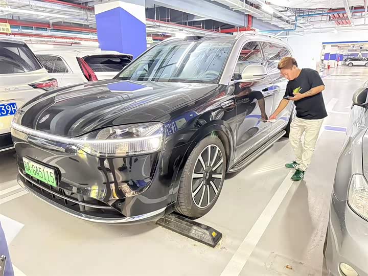 2024 AITO M9 2024 EREV Ultra 42kWh 6-Seater