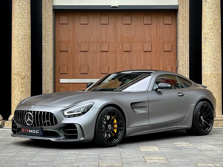 2021 AMG GT 2019 AMG GT
