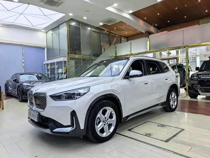 2024 BMW iX1 2025 eDrive25L X Design Package