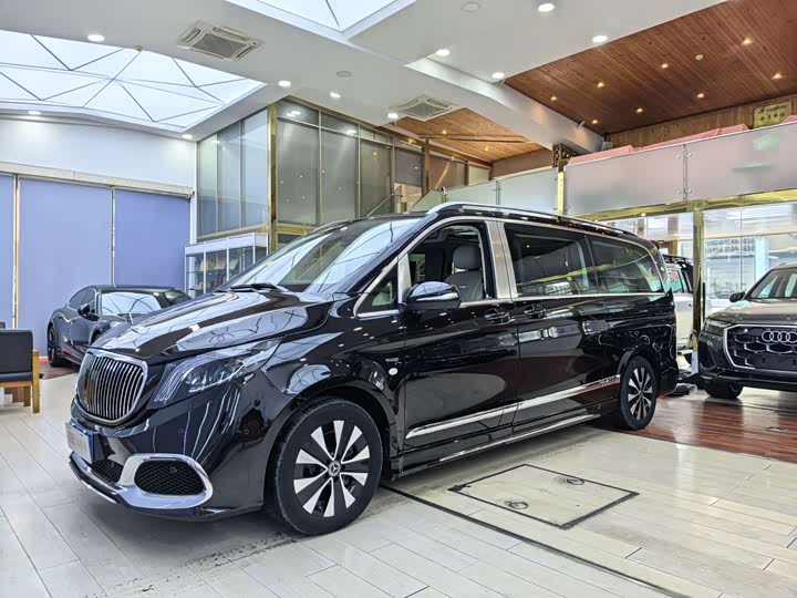 Vito 2023 2.0T Business Edition 7 seats