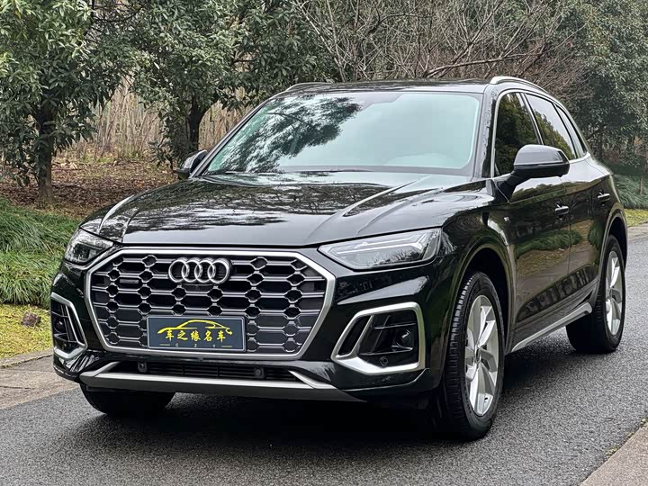 2022 Audi Q5L 2022 facelift 40T luxury and dynamic model