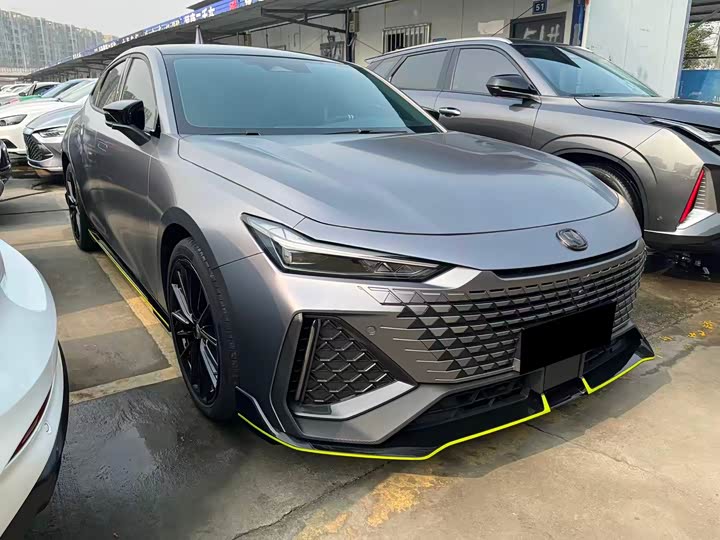 2022 Changan UNI-V 2022 2.0T sharp version
