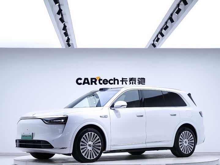 2025 Wenjie M8 2025 extended range Ultra version 53.4kWh 5-seater version (192-line lidar)