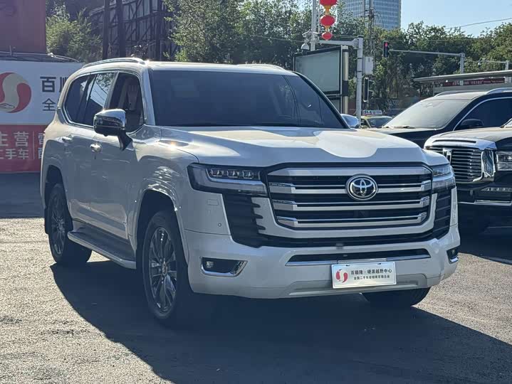 Land Cruiser (imported) 2022 4.0L GX-R Middle East version