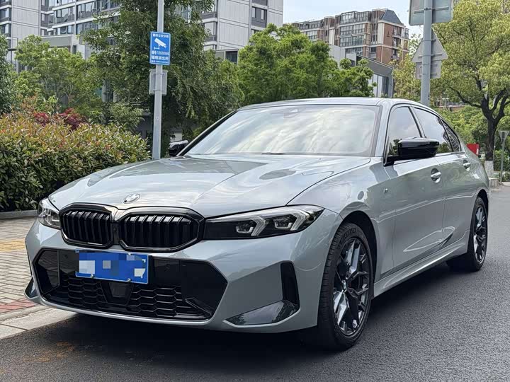 2025 BMW 3 Series 2025 330Li M Sports Night Package