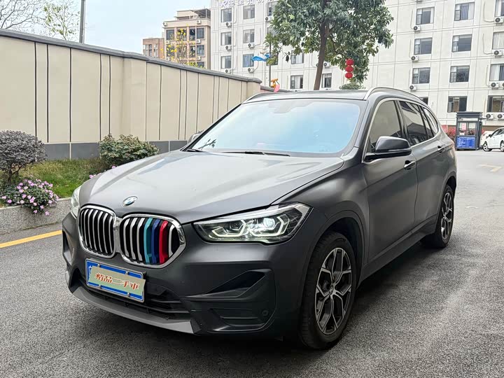 2022 BMW X1 2022 sDrive25Li Leading Model