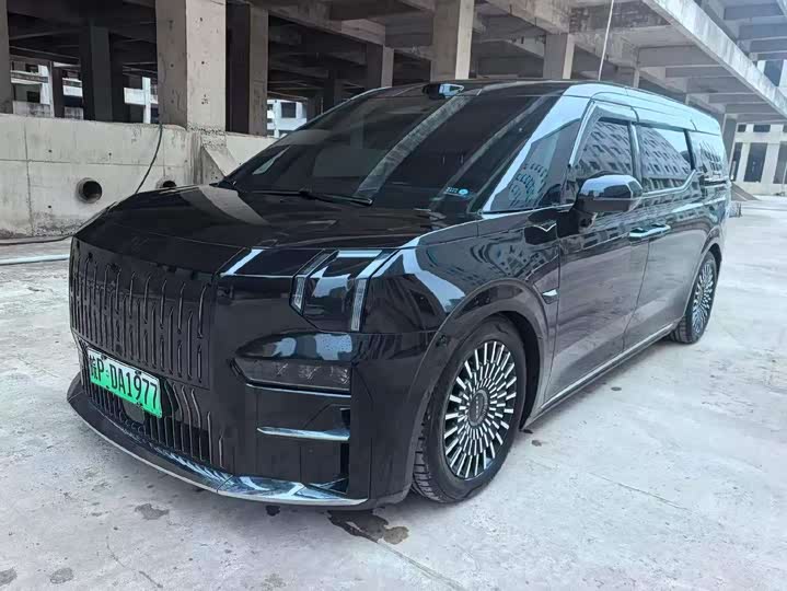 2025 Jikrypton 009 2024 seven-seater aisle version 108kWh