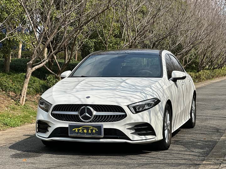 2021 Mercedes-Benz A-Class 2021 A 200 L Sports Sedan Fashionable