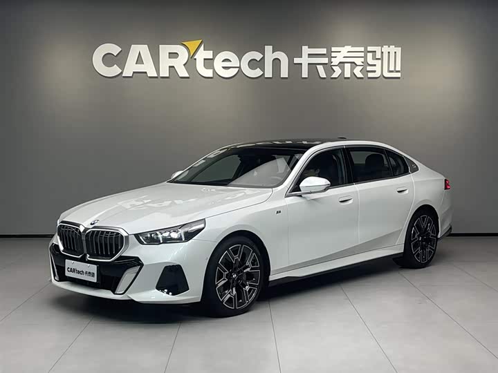 BMW 5 Series 2025 530Li Exclusive M Sports Package