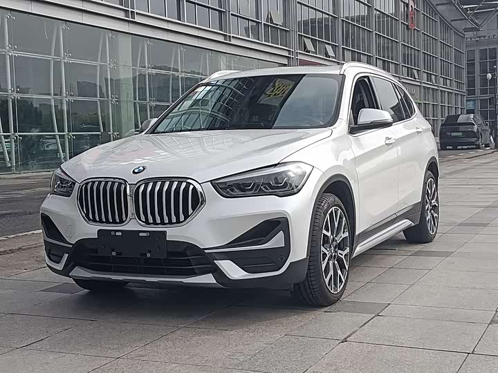2021 BMW X1 2021 facelift xDrive25Li exclusive model