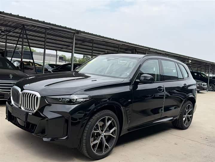 2026 BMW X5 2026 Facelift xDrive 30Li Exclusive M Sports Night Package