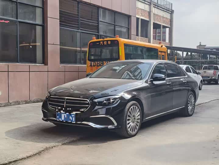 2023 Mercedes-Benz E-Class 2023 E 300 L luxury model