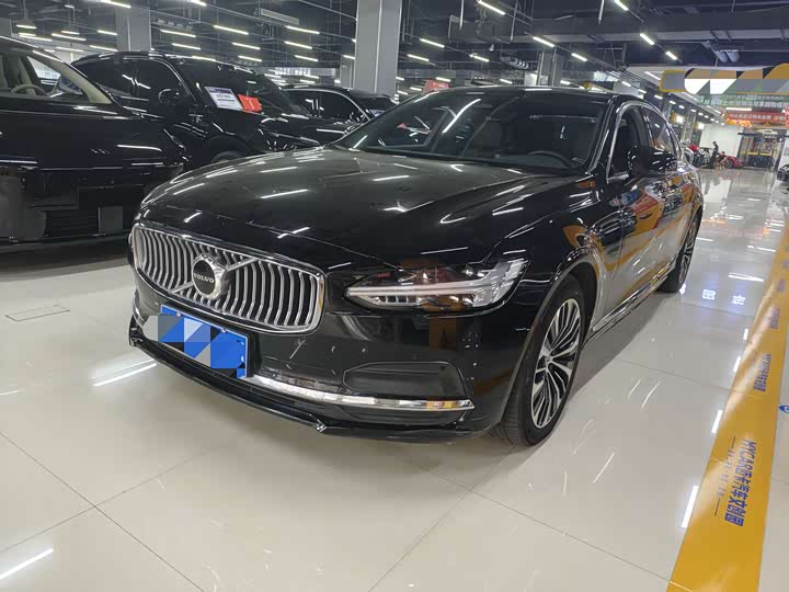 2022 Volvo S90 2022 B5 Zhiyi Luxury Edition