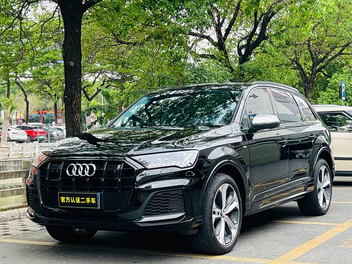 2023 Audi Q7 2022 55 TFSI quattro S line premium model