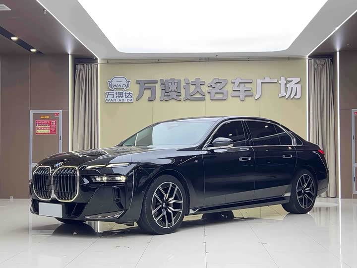2024 BMW 7 Series 2023 735Li M Sports Package