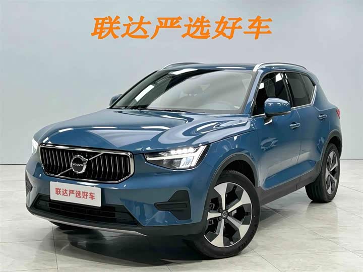 2023 Volvo XC40 2023 B4 four-wheel drive Zhiyuan Deluxe Edition