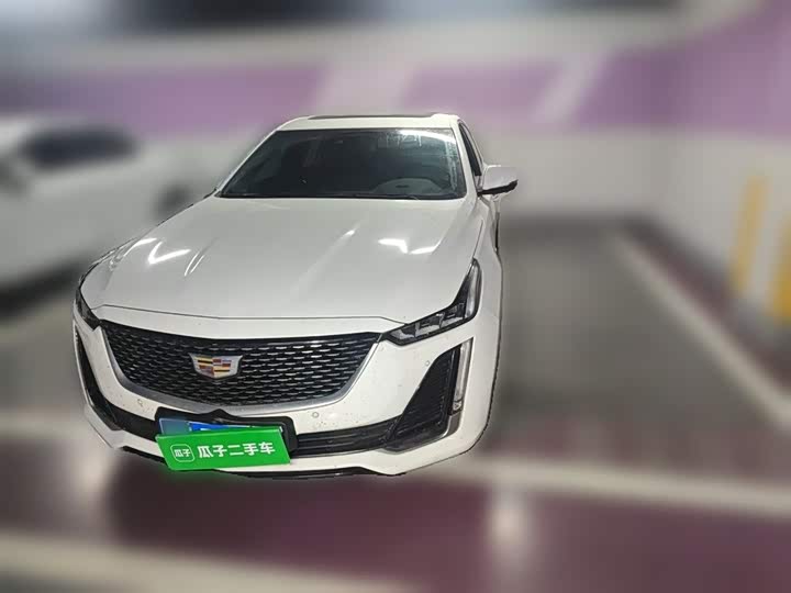 2021 Cadillac CT5 2021 28T luxury model